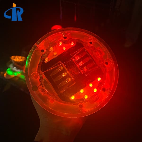 Blue Synchronized Led Solar Pavement Markers With Shank